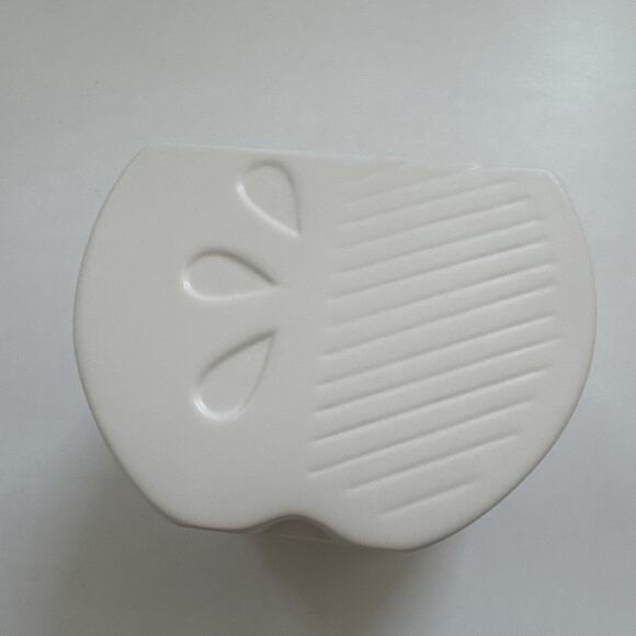 Jonathan Adler Partylite White Pottery APPLE Candle‎ Holder with Lid Home Decor - Picture 9 of 10